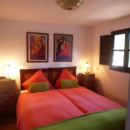 Toro Vista Casita - 1-2 Bedrooms Sayalonga 外观 照片